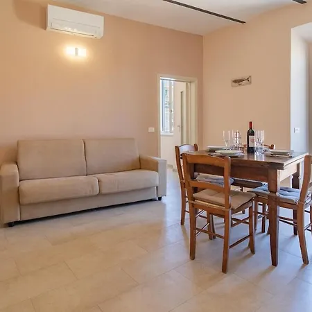 Casa Al Castello * ריו מרינה
