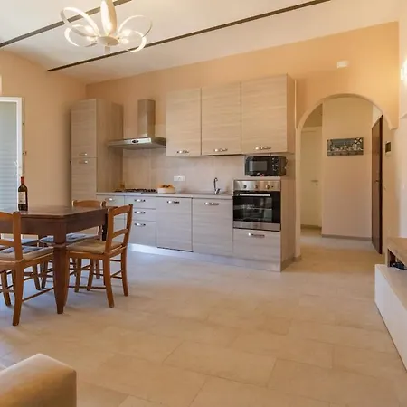 דירה Casa Al Castello ריו מרינה